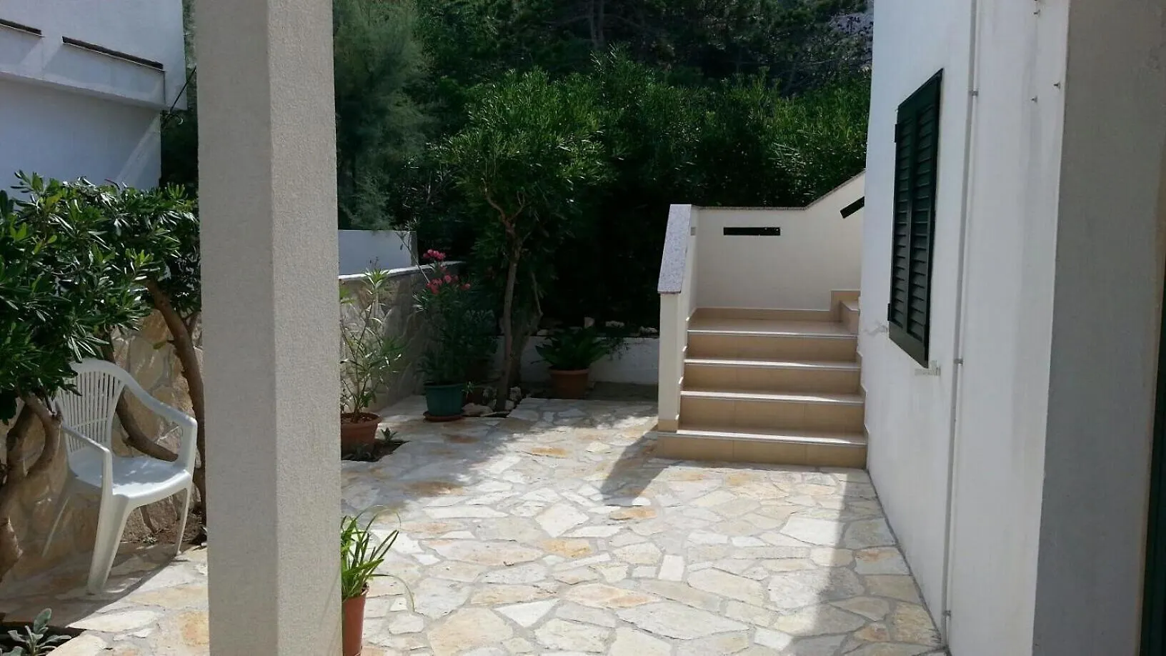 Apartments Ena Pag Town